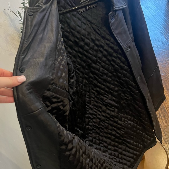 Men’s Leather Jacket - Picture 2 of 4